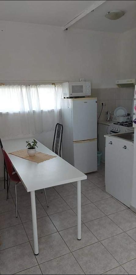 Kekturas-Tora Nyilo Badacsonyi Privat Berlemeny Lägenhet Badacsonytomaj Exteriör bild