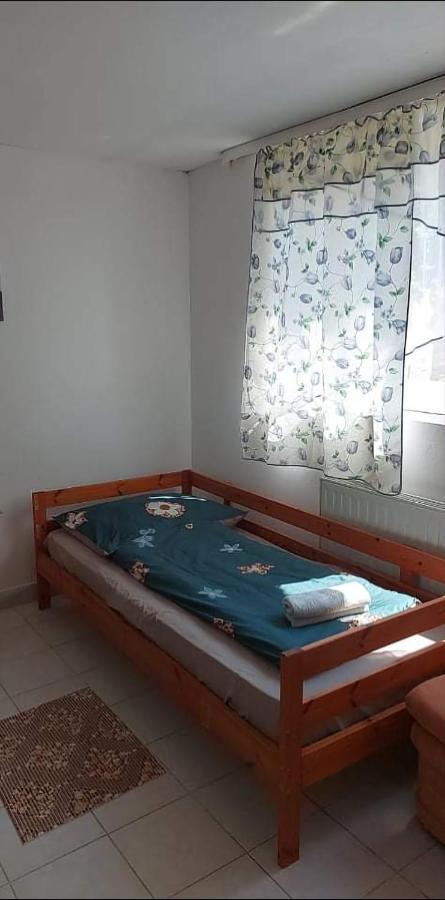 Kekturas-Tora Nyilo Badacsonyi Privat Berlemeny Lägenhet Badacsonytomaj Rum bild